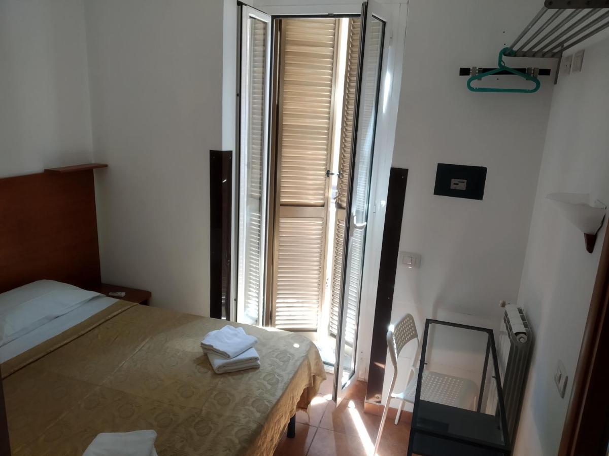 San Daniele Bundi House Hotell Rom Exteriör bild