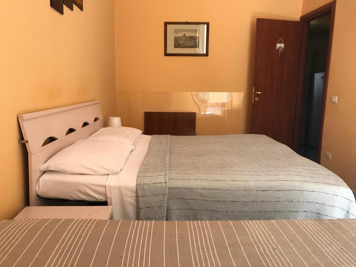San Daniele Bundi House Hotell Rom Exteriör bild