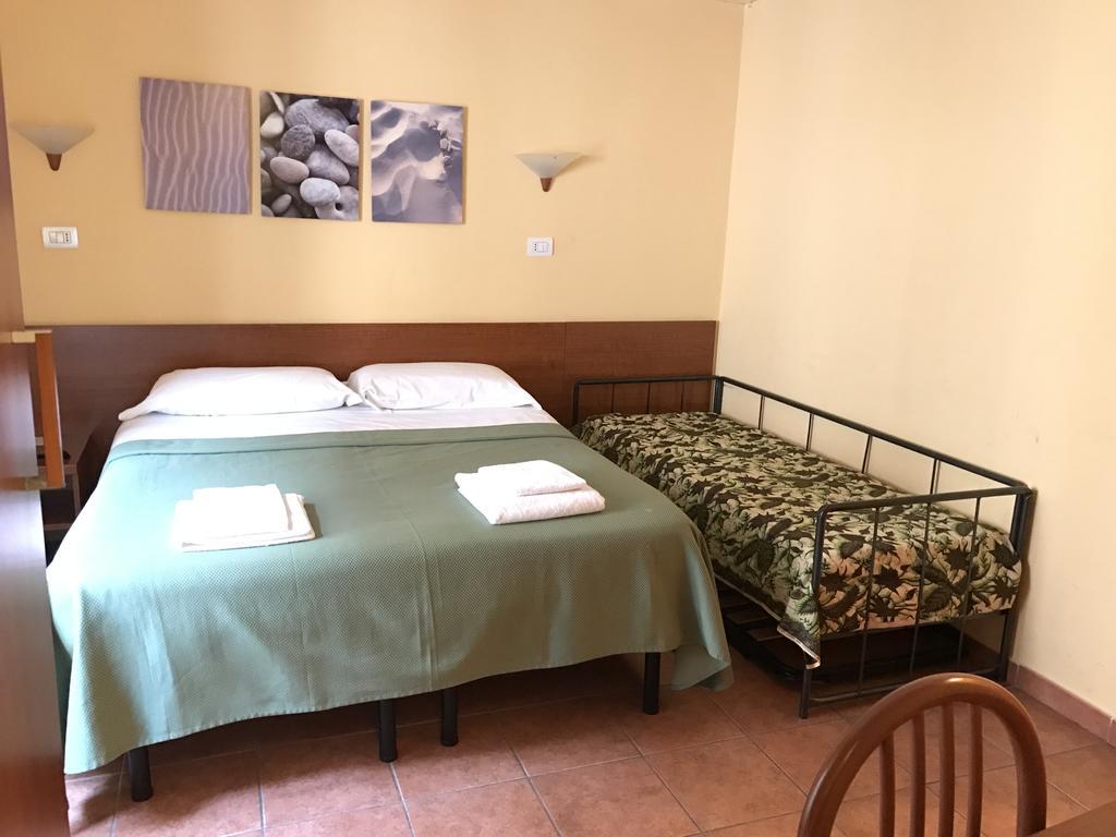 San Daniele Bundi House Hotell Rom Exteriör bild