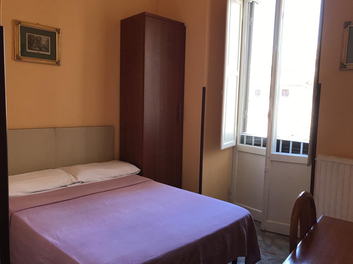 San Daniele Bundi House Hotell Rom Exteriör bild